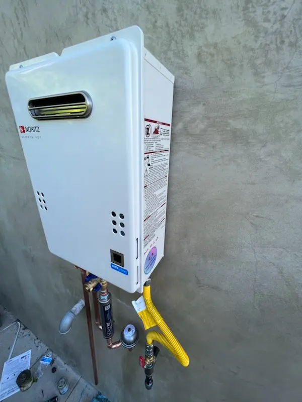 Tankless water heater installation for Clairton homes